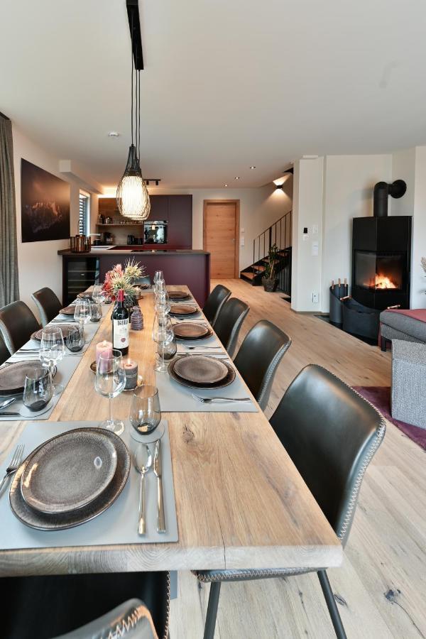 גרמיש-פרטנקירכן Boutique Chalets Alpi - Private Sauna & Cinema מראה חיצוני תמונה