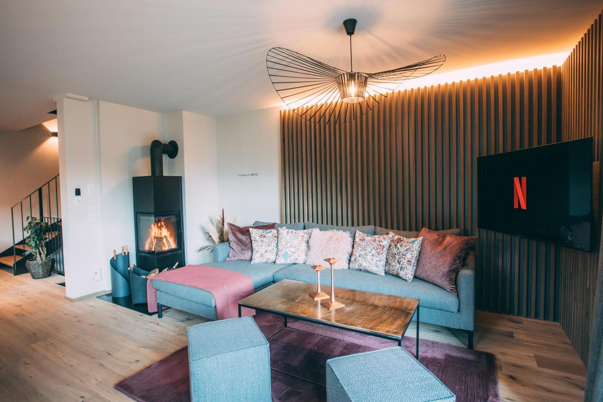 גרמיש-פרטנקירכן Boutique Chalets Alpi - Private Sauna & Cinema מראה חיצוני תמונה